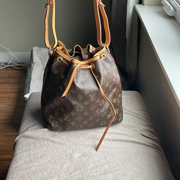 Authentic Vintage Louis Vuitton Petit Noe - Picture 2 of 6